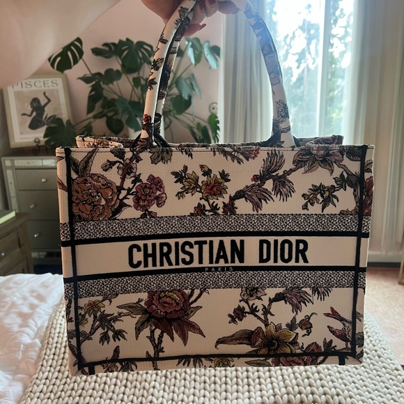 Dior Limited Edition Book Tote - Picture 9 of 9